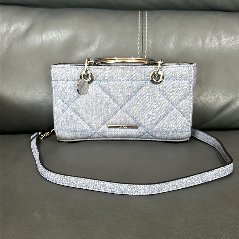 Elegant Blue Quilted Handbag